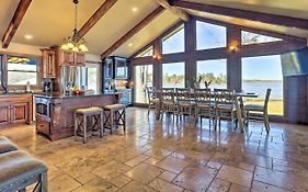 Lay Lake Access And Views Expansive Shelby Home!